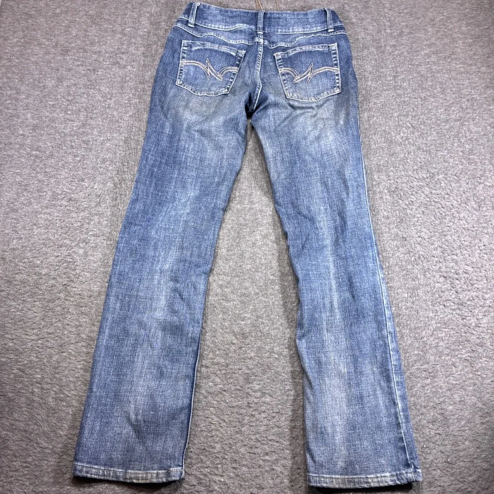 Wrangler straight leg